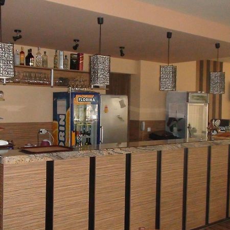 קיטן Hotel Rusalka מראה חיצוני תמונה