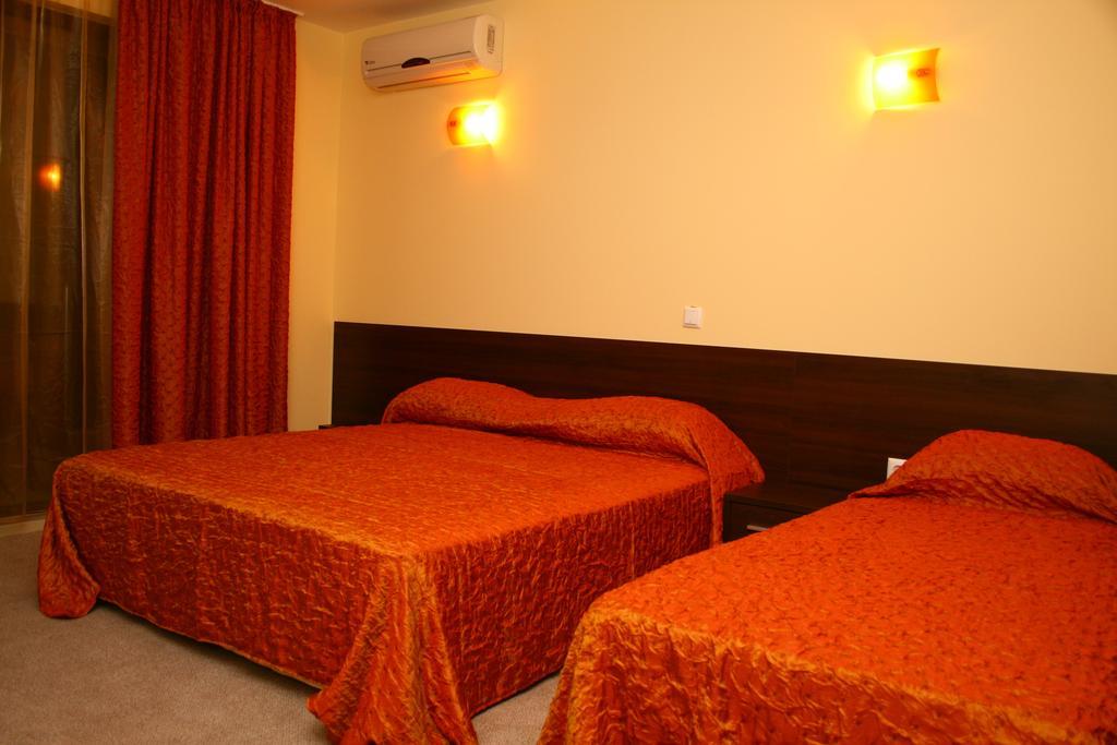 קיטן Hotel Rusalka חדר תמונה