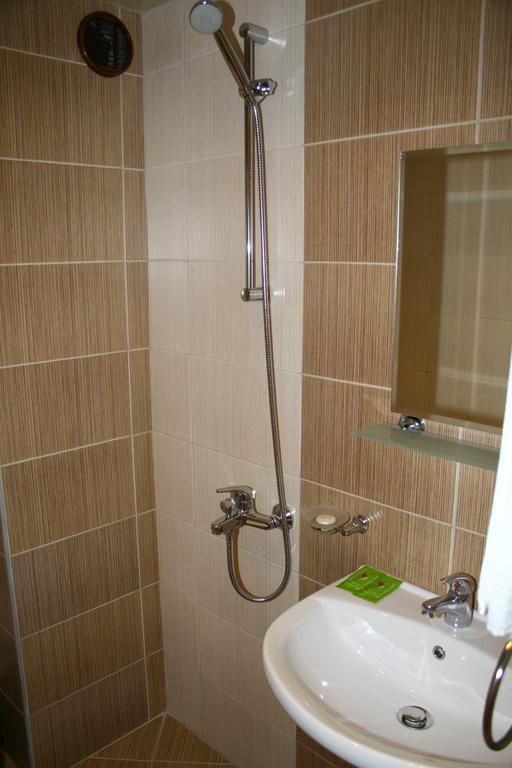 קיטן Hotel Rusalka מראה חיצוני תמונה