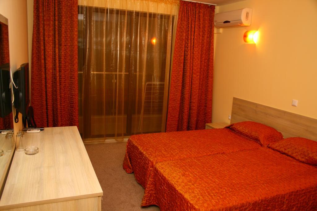 קיטן Hotel Rusalka חדר תמונה