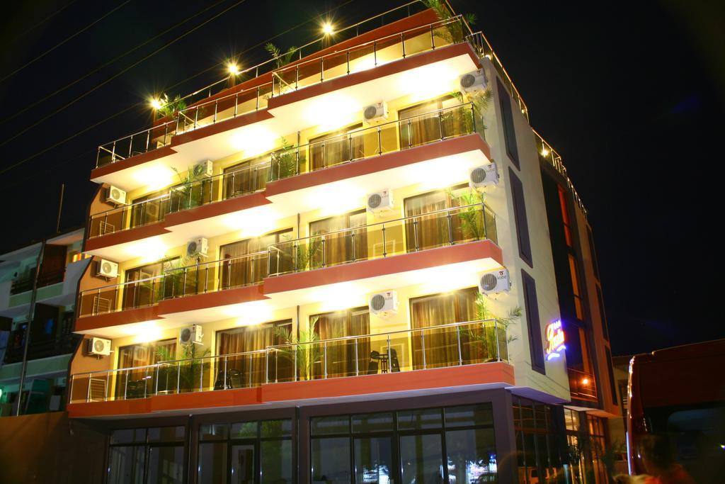 קיטן Hotel Rusalka מראה חיצוני תמונה