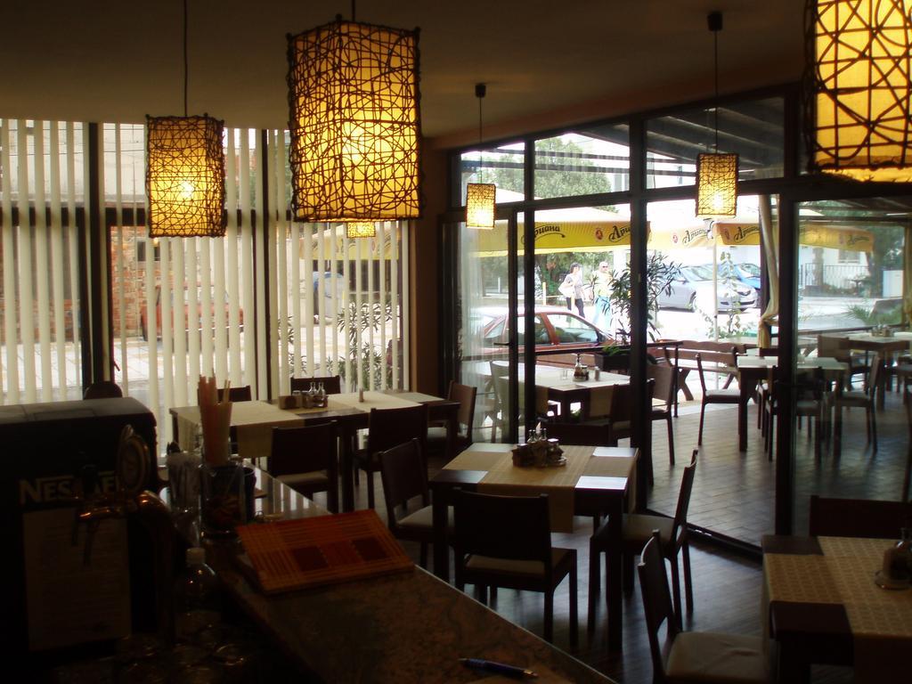 קיטן Hotel Rusalka חדר תמונה