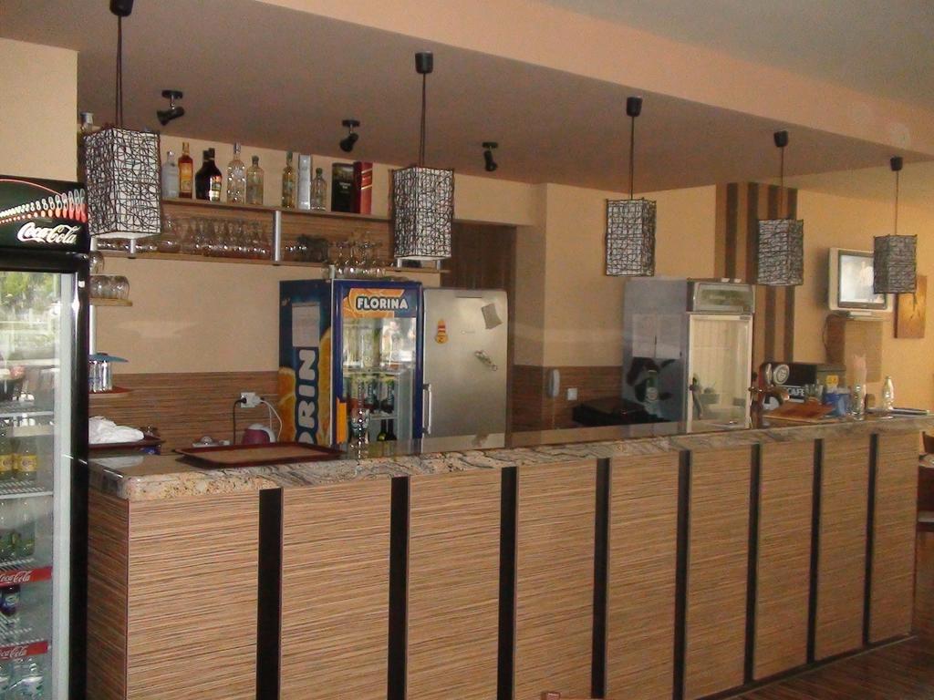 קיטן Hotel Rusalka מראה חיצוני תמונה