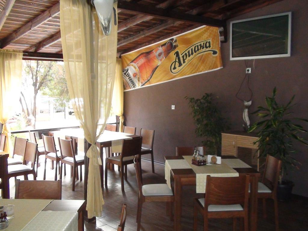 קיטן Hotel Rusalka מראה חיצוני תמונה